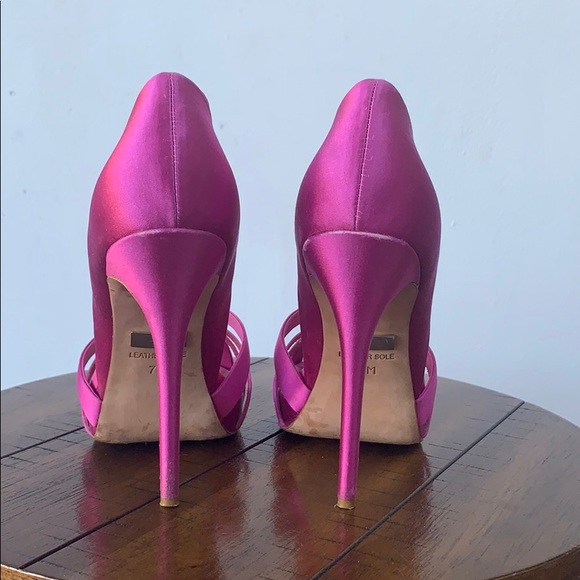 Badgley Mischka Pink Satin Strappy Party Heel 7 - Picture 4 of 6